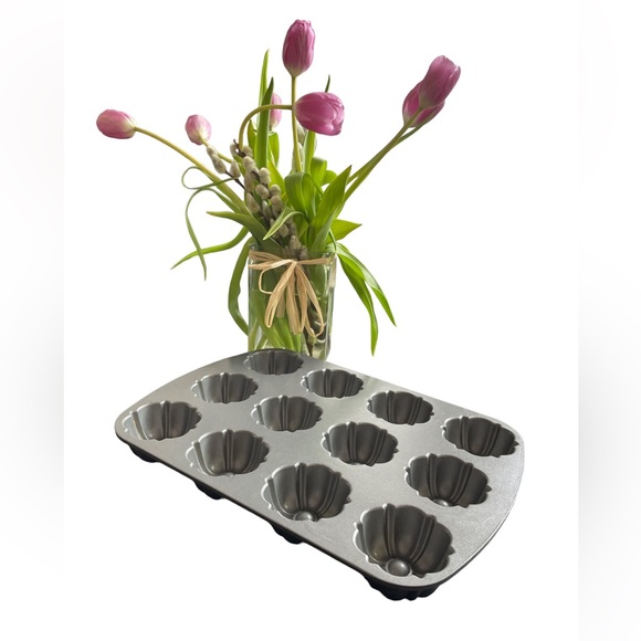 Nordic Ware Other - Nordic Ware Mini Bundt Brownie Pan